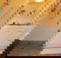 Clyde Cottage - Australian Destinations