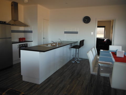Coastal Getaway - Australian Destinations 2