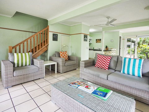 Coral Beach Noosa Resort - Australian Destinations 1