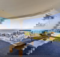 dlux  escape  83 Great Ocean Road Apartments Lorne - Australian Destinations