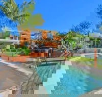 Flynns Beach Retreat - Australian Destinations