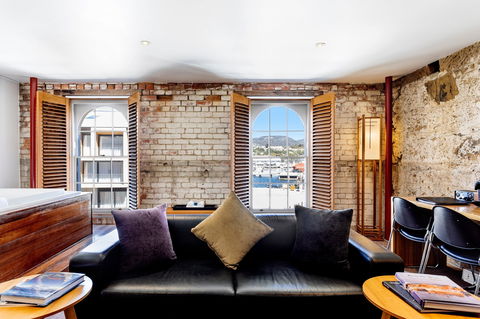 Henry Jones Art Hotel - The - Australian Destinations 0