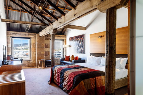 Henry Jones Art Hotel - The - Australian Destinations 2