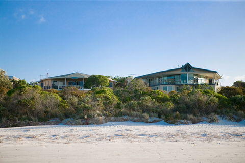 Island Beach Lodge - Australian Destinations 0
