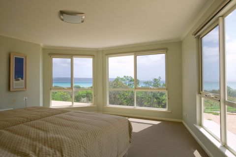 Island Beach Lodge - Australian Destinations 1