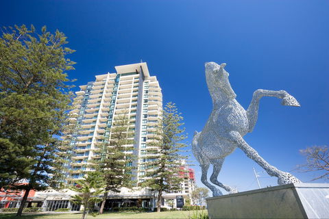 Mantra Broadbeach On The Park - Australian Destinations 0