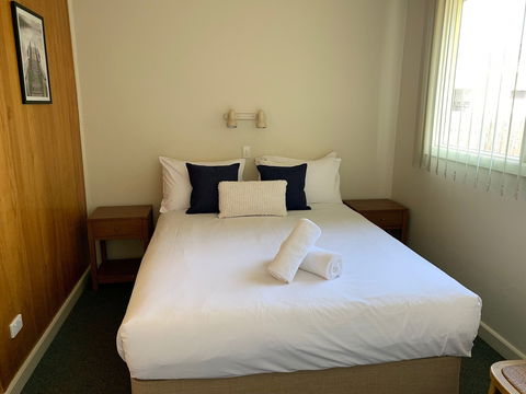 Marina Motel Rooms - Australian Destinations 1