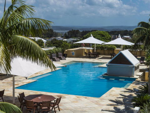 Oaks The Entrance Waterfront Resort - Australian Destinations 0