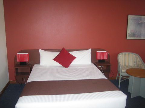 Parkway Motel - Australian Destinations 0