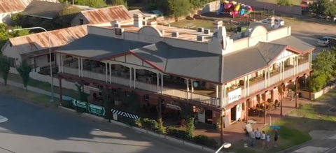 Royal Hotel Adelong - Australian Destinations 0
