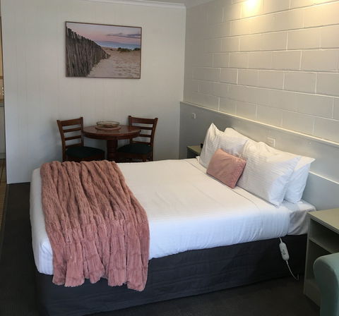 Sandbar Motel Lakes Entrance - Australian Destinations 1