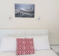 Springtide Studio Apartments - Australian Destinations