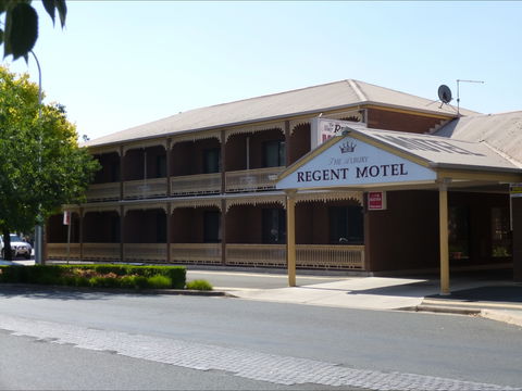 The Albury Regent Motel - Australian Destinations 0