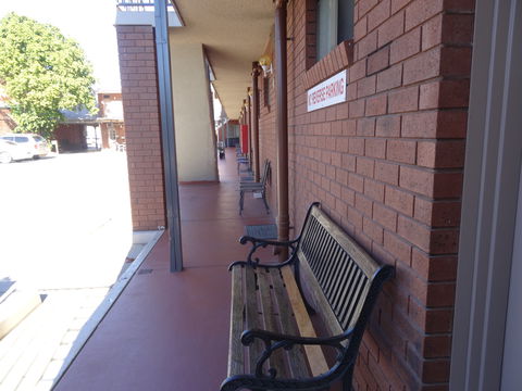 The Albury Regent Motel - Australian Destinations 2