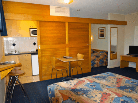 Airolodge International Motel - Australian Destinations 2