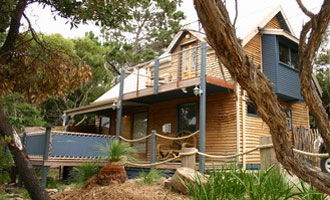 Aireys Overboard Seaside Cottage - Australian Destinations 1