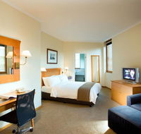 Holiday Inn Old Sydney - Australian Destinations