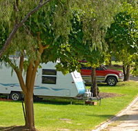 A Wangralea Caravan Park - Australian Destinations