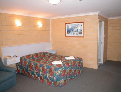 Admiral Nelson Motor Inn - Australian Destinations 1