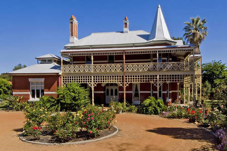 Earlsferry House Bed & Breakfast - Australian Destinations 0