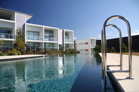 Coast Resort Merimbula - Australian Destinations 1