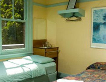 Highfield Private Hotel - Australian Destinations 3