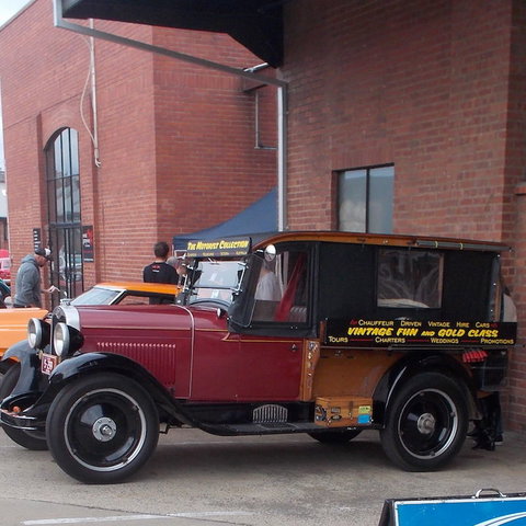 Vintage Fun Hire Cars - Australian Destinations 0