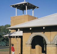 St Thomas More Catholic Church - Australian Destinations