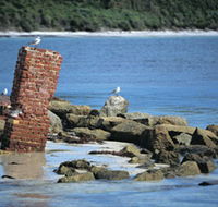 Whalers Beach - Australian Destinations
