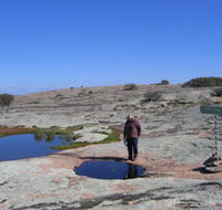 Dingo Rock - Australian Destinations