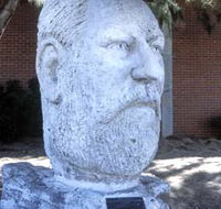 Sir John Forrest Monument - Australian Destinations