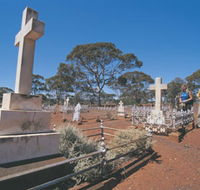 Old Pioneer Cemetery Coolgardie - Australian Destinations