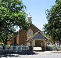 St George Church and Cemetery Tours - Australian Destinations