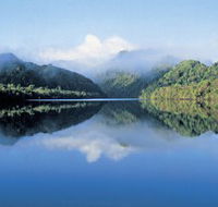 The Gordon River - Australian Destinations