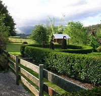 Wychwood Garden  Nursery - Australian Destinations