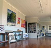 Tamar Valley Art Shack - Australian Destinations