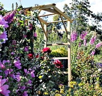 Thelma Retreat Garden and Teahouse - Australian Destinations