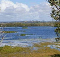 Lake Barfield - Australian Destinations
