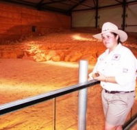 Dinosaurs and Opals Four Wheel Drive Track - Australian Destinations