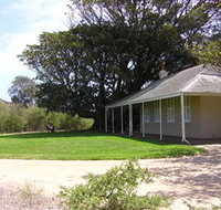 Black Rock House - Australian Destinations