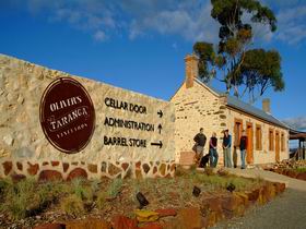 Oliver's Taranga Vineyard - Australian Destinations 0