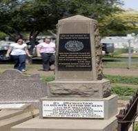 Historical Cemetery Moree - Australian Destinations