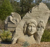 Heritage Sculptures at Pensioners Hill Lookout - Australian Destinations