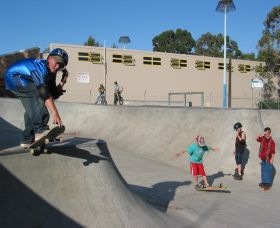 Goulburn Skate Park - Australian Destinations 0