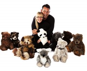 Nanas Teddies And Toys - Australian Destinations 1