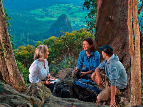 International Park Tours Walking Holidays - Australian Destinations 2