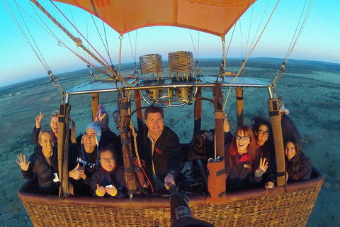 Early Morning Ballooning In Alice Springs - Australian Destinations 3