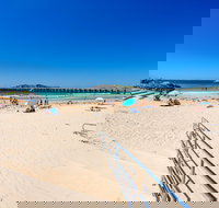 Jetty Beach - Australian Destinations