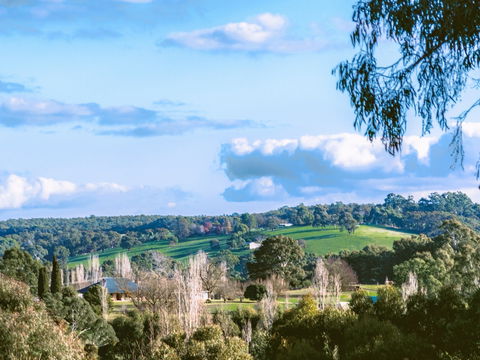 Hahndorf Creek Wellness Spa - Australian Destinations 1