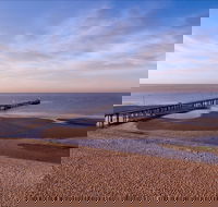 Altona Beach - Australian Destinations